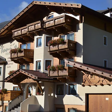 Tonis Ferienheim Apartmán *