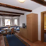 Apartment Tonis Ferienheim *