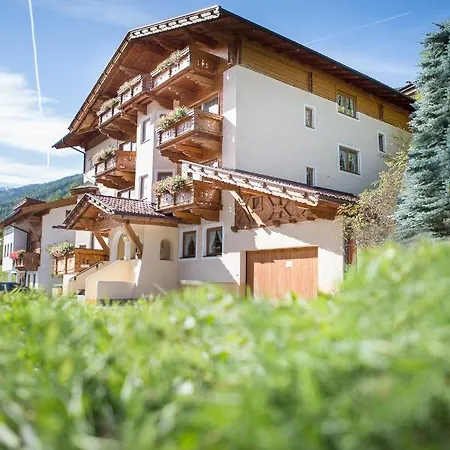 Tonis Ferienheim Apartment *